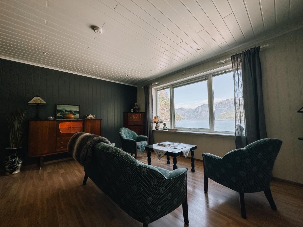 Svingen - Panoramic Fjord Views In Flåm
