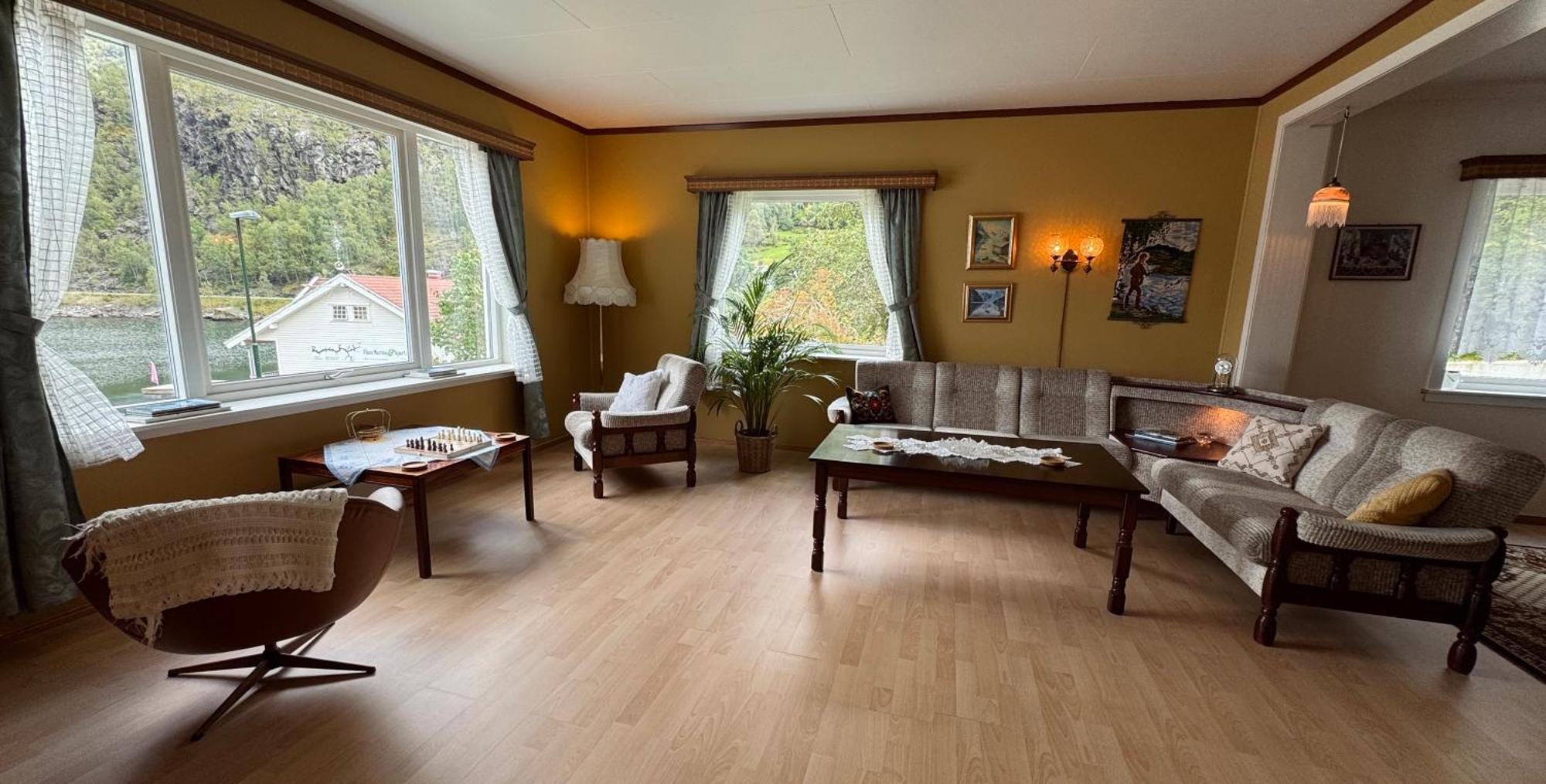 Gasthof Svingen - Panoramic Fjord Views In