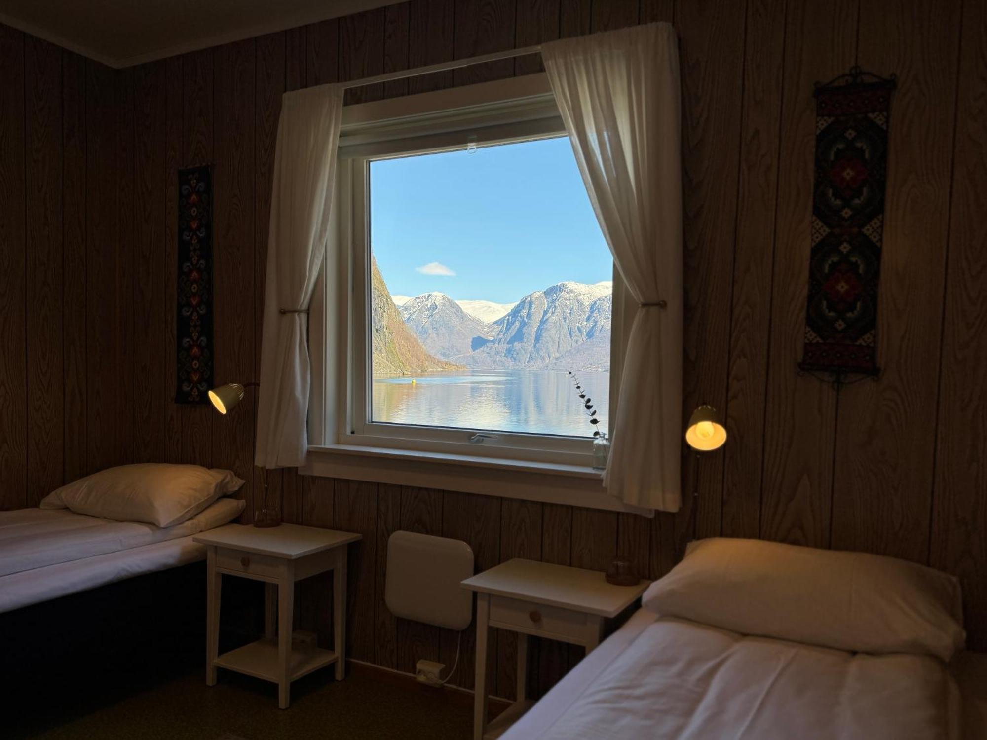 Svingen - Panoramic Fjord Views In * Flåm