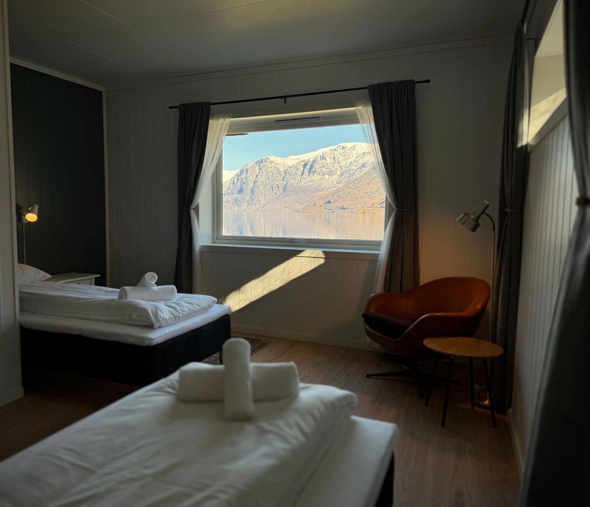 Gasthof Svingen - Panoramic Fjord Views In *