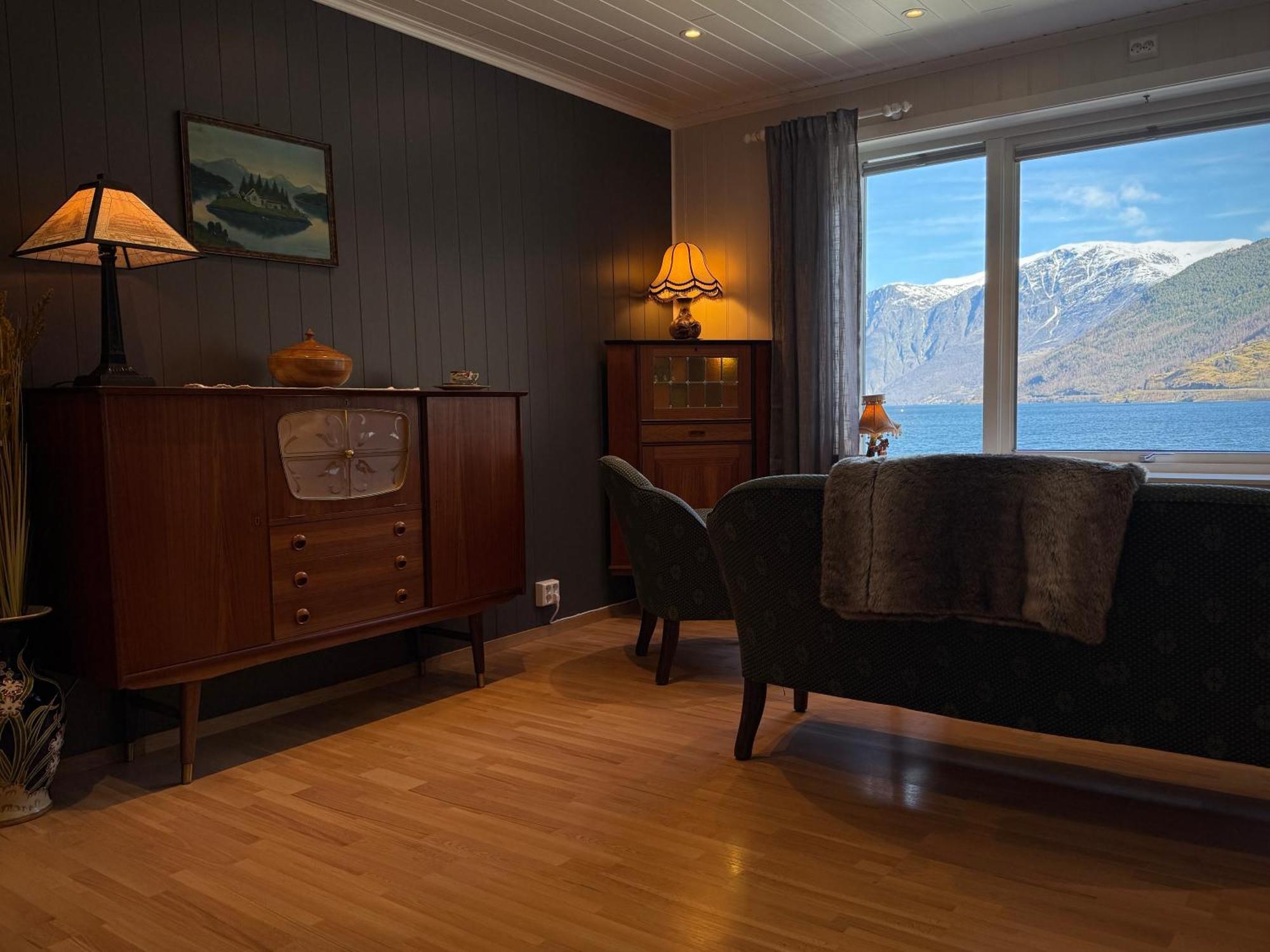Svingen - Panoramic Fjord Views In Gasthof